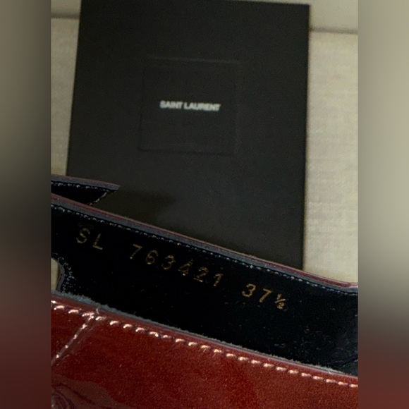 SAINT LAURENT LEE EMBELLISHED PATENT LEATHER SLINGBACK PUMP - Picture 15 of 16